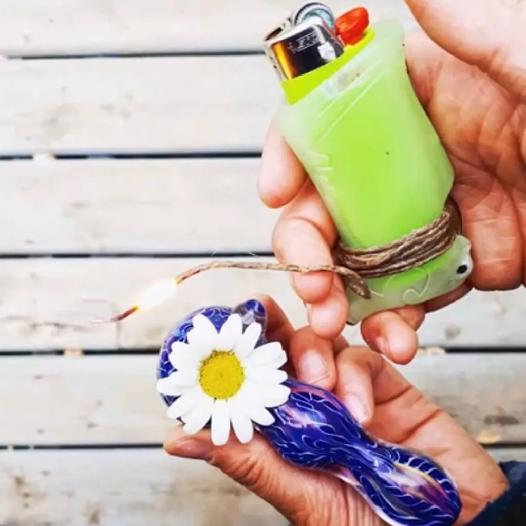 The Ultimate All Inclusive Lighter Includes Lighter Retractable Stainless Steel Fire Cover Retractable Stainless Steel Poker
The Ultimate All Inclusive Lighter Includes Lighter Retractable Stainless Steel Fire Cover Retractable Stainless Steel Poker