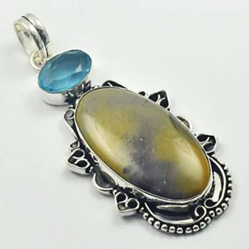 Mookaite Jaspers & Blue Topas Pendant Silver Overlay over Copper, Total Length: 75mm , P4038
Mookaite Jaspers & Blue Topas Pendant Silver Overlay over Copper, Total Length: 75mm , P4038