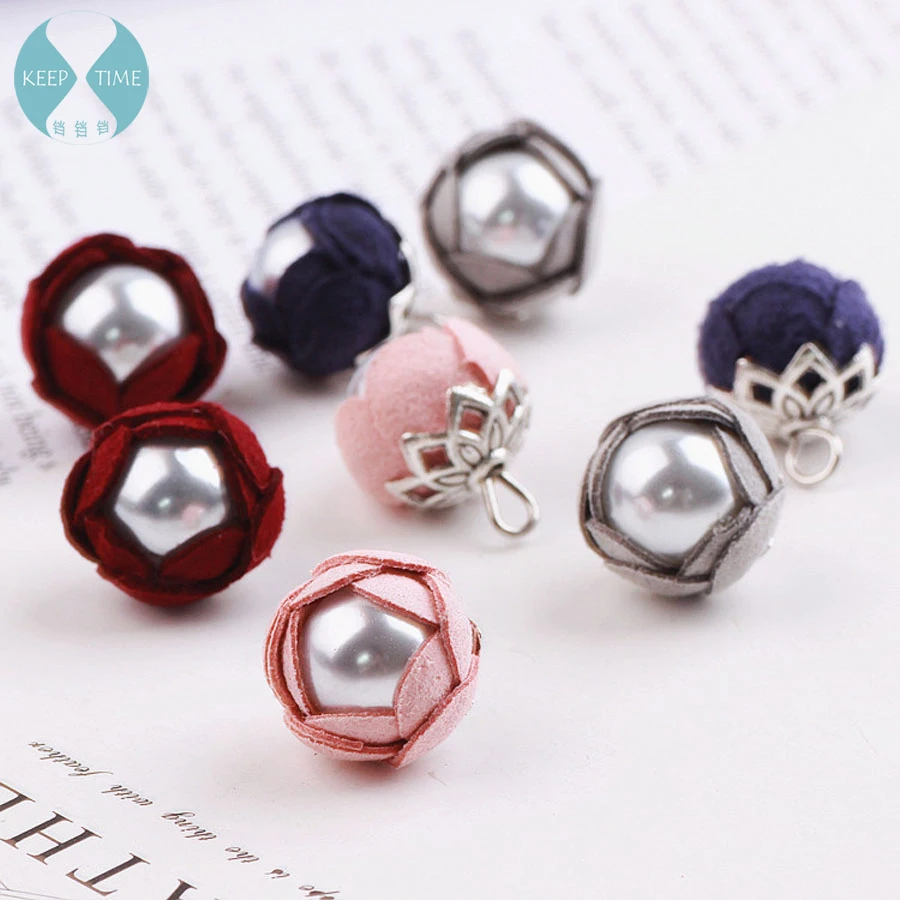 DIY jewelry earrings accessories Korea suede fringed flowers fresh pearl pendant manual material receptacle
DIY jewelry earrings accessories Korea suede fringed flowers fresh pearl pendant manual material receptacle
