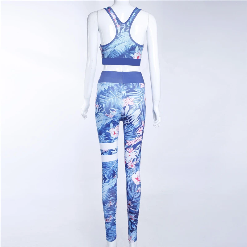 HTB1ZFbrrFOWBuNjy0Fiq6xFxVXau