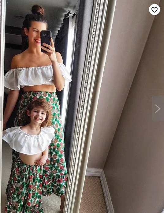 2pcs mother and daughter dresses ruffled pineapple beachwear mommy and me dress family matching swimwear mom girls dress clothes
2pcs mother and daughter dresses ruffled pineapple beachwear mommy and me dress family matching swimwear mom girls dress clothes