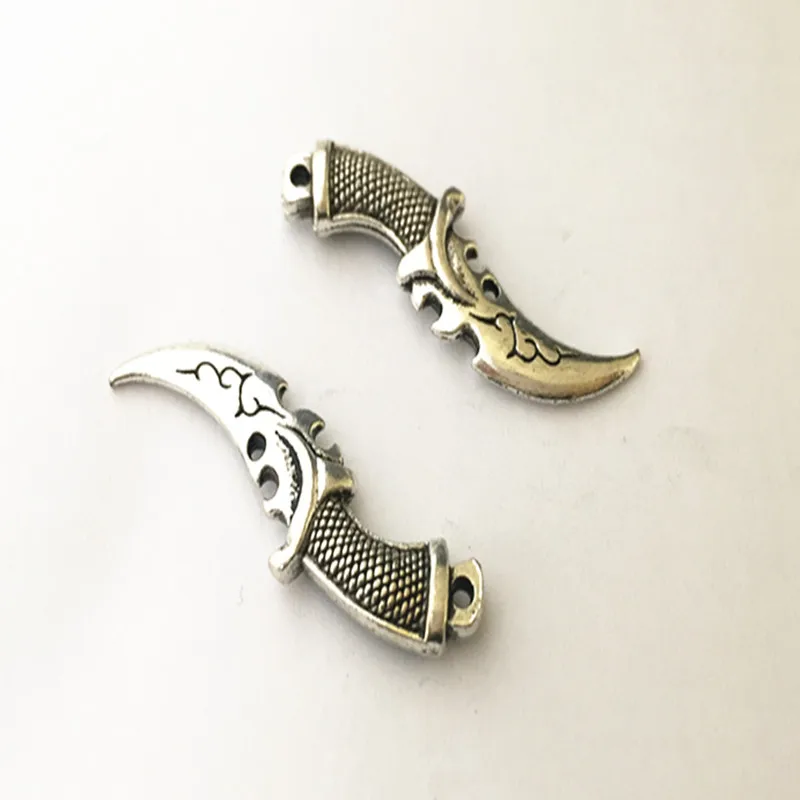 3pcs/lot 13mmx50mm Antique silver double sided knife Charms necklace pendant mini pendant connector Charms accessories
3pcs/lot 13mmx50mm Antique silver double sided knife Charms necklace pendant mini pendant connector Charms accessories