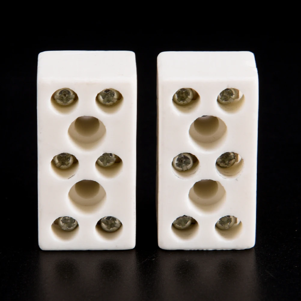 2 Pcs 10A 250V Electrical Equipment Connectors 10A-3 Bit Ceramic Post Terminal Blocks 425 Degrees CelsiusTerminals Connectors
2 Pcs 10A 250V Electrical Equipment Connectors 10A-3 Bit Ceramic Post Terminal Blocks 425 Degrees CelsiusTerminals Connectors