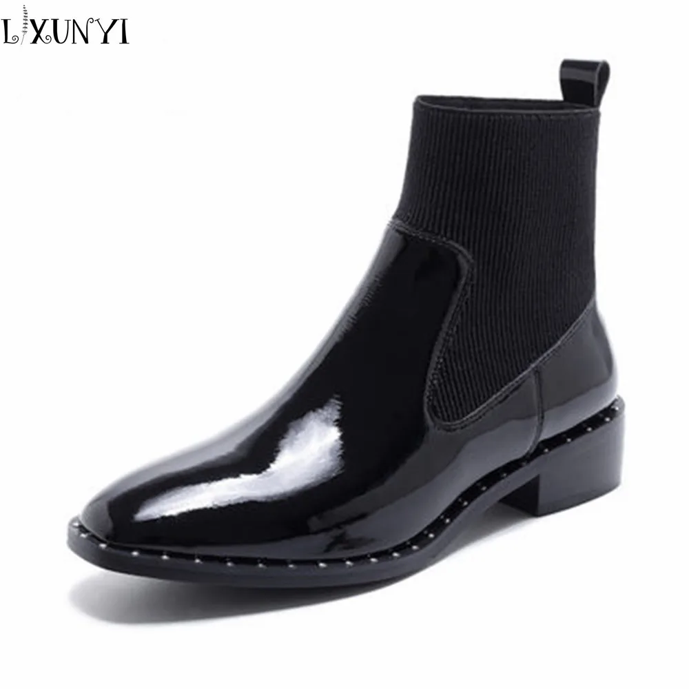 LXUNYI 2018 Spring Autumn Women Genuine Leather Boots Female Elastic Stretch Black Round Toe Mid Heel Ankle Boots Shoes
LXUNYI 2018 Spring Autumn Women Genuine Leather Boots Female Elastic Stretch Black Round Toe Mid Heel Ankle Boots Shoes