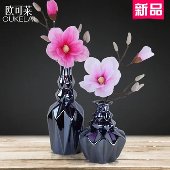 The ceramic flower vase flower simulation modern minimalist small fresh flowers floral floral decoration
The ceramic flower vase flower simulation modern minimalist small fresh flowers floral floral decoration