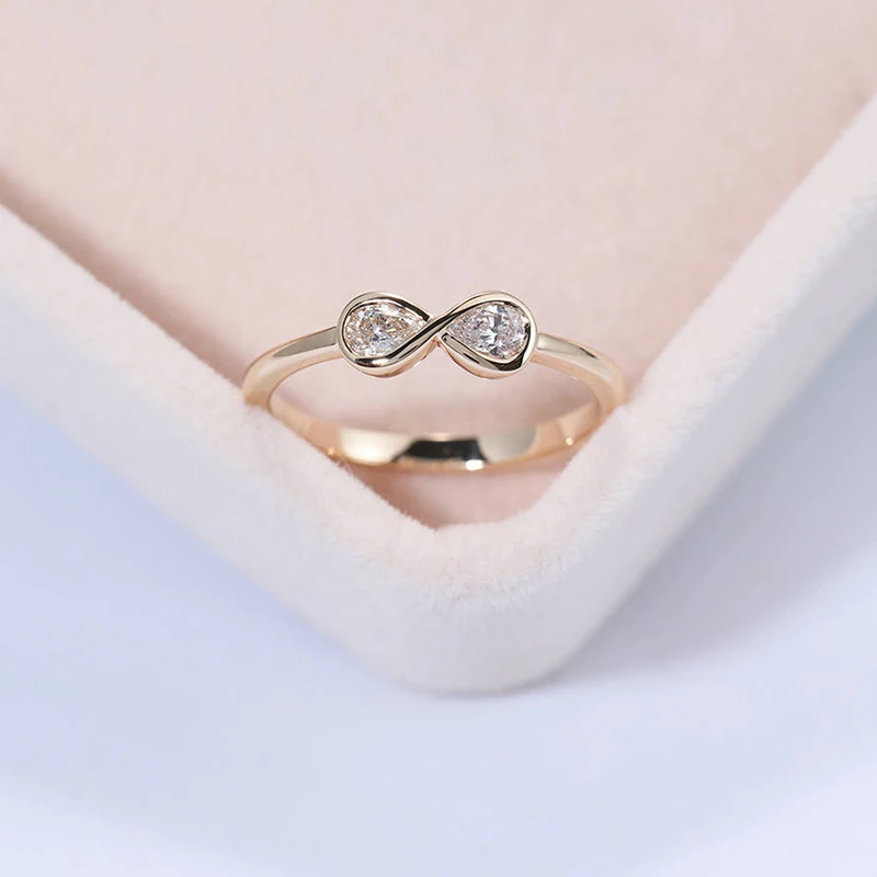 Tisonliz New Design Fashion Zircon Crystal Rings Rose Gold Infinity Twist Ring Statement Jewelry for Women Jewelry Wholesale
Tisonliz New Design Fashion Zircon Crystal Rings Rose Gold Infinity Twist Ring Statement Jewelry for Women Jewelry Wholesale