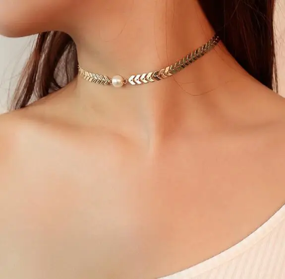 Gothic punk simple fine arrow head sequins snake bone Aircraft chain Imitation 8mm pearl necklace clavicle chain jewelry
Gothic punk simple fine arrow head sequins snake bone Aircraft chain Imitation 8mm pearl necklace clavicle chain jewelry