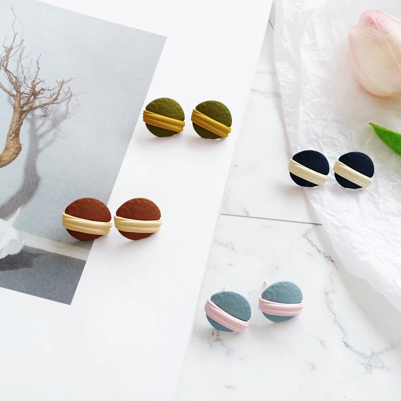 The new bump color earrings acme contracted bump color restoring ancient ways round stud earrings girl accessories
The new bump color earrings acme contracted bump color restoring ancient ways round stud earrings girl accessories