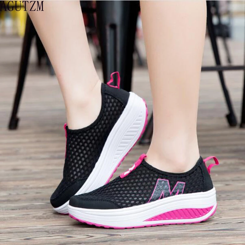 New Women's Shoes Casual Sport Fashion Shoes Walking Flats Height Increasing Women Loafers Breathable Air Mesh Swing Wedg V406
New Women's Shoes Casual Sport Fashion Shoes Walking Flats Height Increasing Women Loafers Breathable Air Mesh Swing Wedg V406