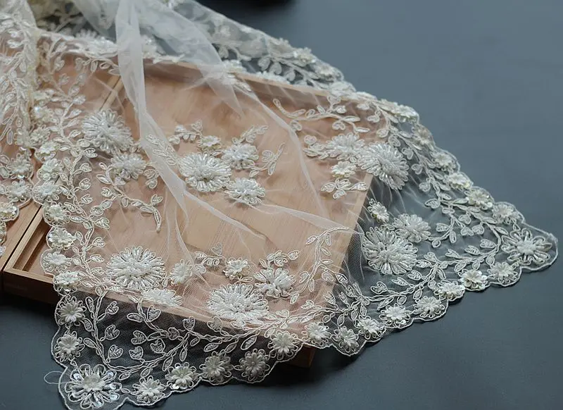 3D flowerse Luxury Beaded Lace Tablecloth Handmade Sheet Doilies Alencon Lace Mat Top Cover
3D flowerse Luxury Beaded Lace Tablecloth Handmade Sheet Doilies Alencon Lace Mat Top Cover