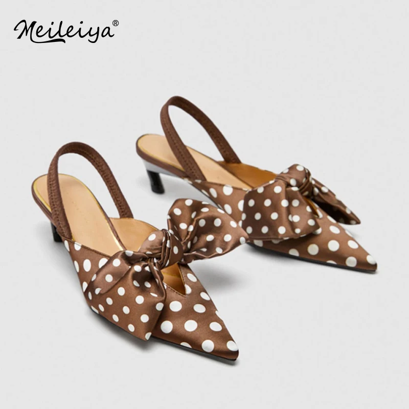 2019 Summer Polka Dot Women Sandals Mules Shoes Women Pumps Point Toe Women Sandals Bow Kitten Heels Sandals
2019 Summer Polka Dot Women Sandals Mules Shoes Women Pumps Point Toe Women Sandals Bow Kitten Heels Sandals