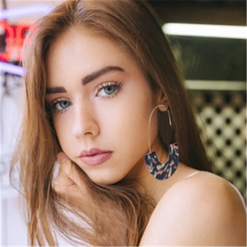 OPPOHERE 2019 Fashion Design Bohemia Style Acrylic Acetate Leopard Circle Hoops Earrings for Women New Arrival
OPPOHERE 2019 Fashion Design Bohemia Style Acrylic Acetate Leopard Circle Hoops Earrings for Women New Arrival