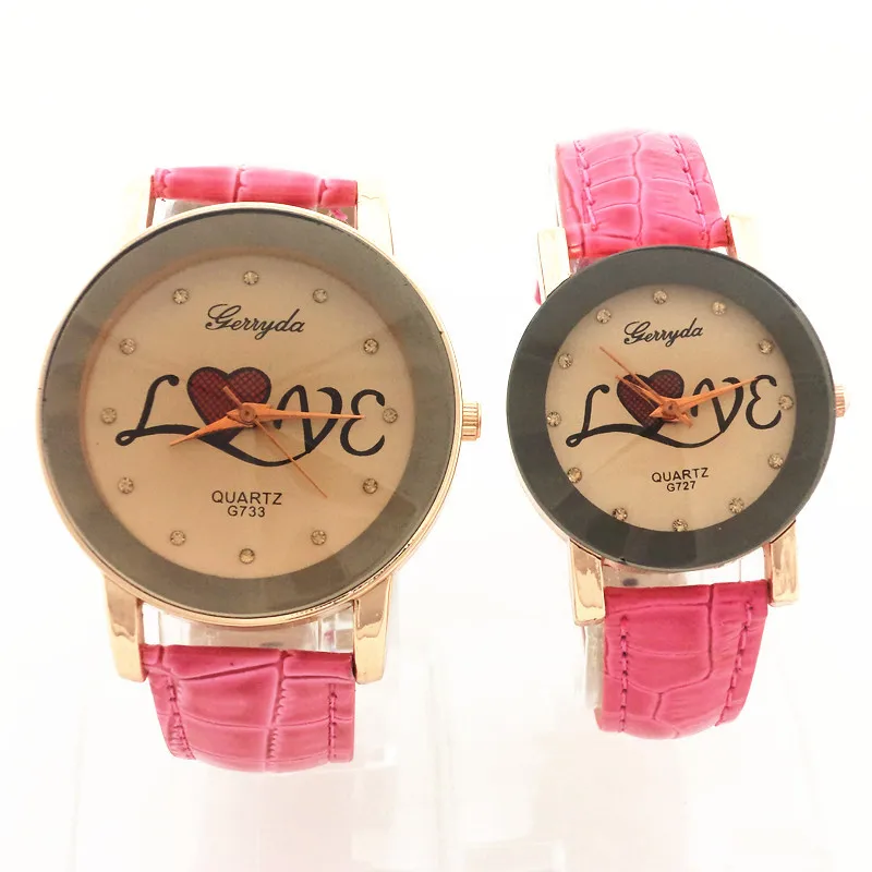 Gold plating case,lover imprint crystal deco in dial,PVC leather band,quartz movement,Gerryda fashion couple watches,733/727
Gold plating case,lover imprint crystal deco in dial,PVC leather band,quartz movement,Gerryda fashion couple watches,733/727