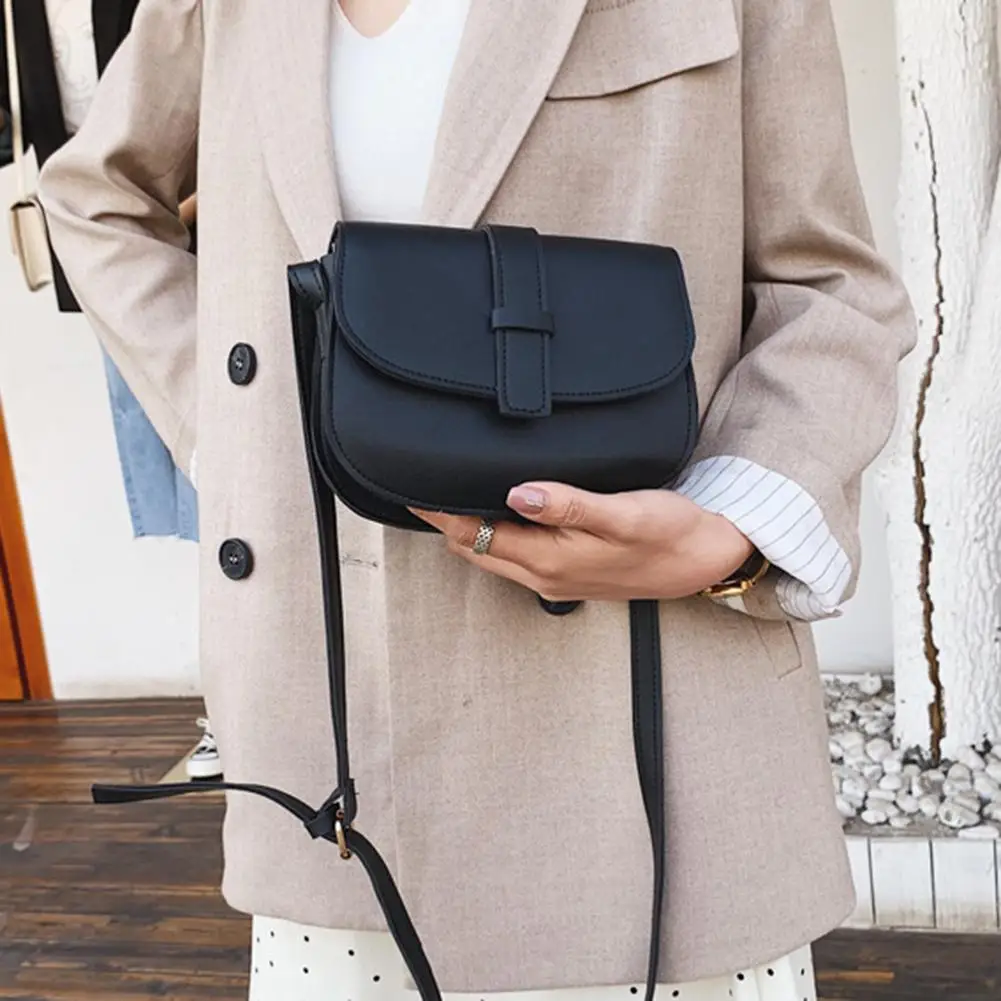 Fashion Solid Color Women Leather Messenger Pouch Crossbody Shoulder Bag 
Fashion Solid Color Women Leather Messenger Pouch Crossbody Shoulder Bag