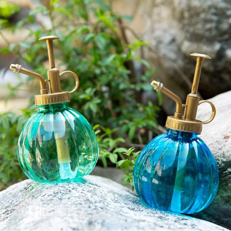 350ML Vintage Pumpkin Shape Flower Plant Bonsai Watering Can Pot Plastic Spray Bottle Mister Press Type Garden Tool Succulent
350ML Vintage Pumpkin Shape Flower Plant Bonsai Watering Can Pot Plastic Spray Bottle Mister Press Type Garden Tool Succulent