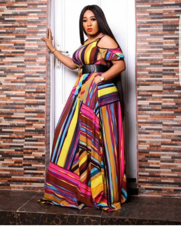 2018 Explosions African Women's Dress Colorful Striped Shoulder Dress Long Dress
2018 Explosions African Women's Dress Colorful Striped Shoulder Dress Long Dress