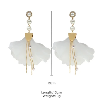 New petal long tassel earrings temperament simple wild fresh flower earrings female
New petal long tassel earrings temperament simple wild fresh flower earrings female