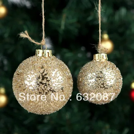 Diameter = 8cm Transparent Glass Globe with Gold Glass Chip Decoration Glass Christmas Ball Christmas Day Pendant
Diameter = 8cm Transparent Glass Globe with Gold Glass Chip Decoration Glass Christmas Ball Christmas Day Pendant