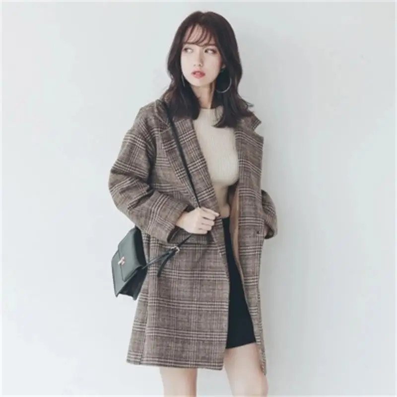 High quality fashion women's coat woolen coat ladies long section Korean version of the new autumn and winter retro plaid coat
High quality fashion women's coat woolen coat ladies long section Korean version of the new autumn and winter retro plaid coat