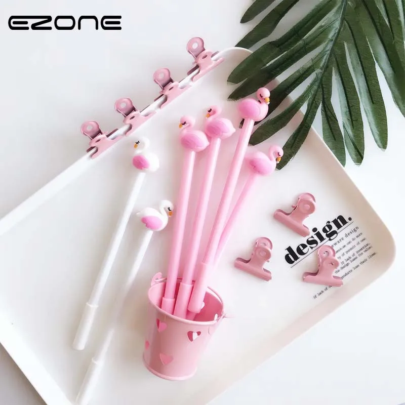 EZONE 2Pcs/Set Kawaii Lovely Flamingo Gel Pen Black Ink Animal Sign Pen Creative Stationery School Supplies Material Escolar
EZONE 2Pcs/Set Kawaii Lovely Flamingo Gel Pen Black Ink Animal Sign Pen Creative Stationery School Supplies Material Escolar