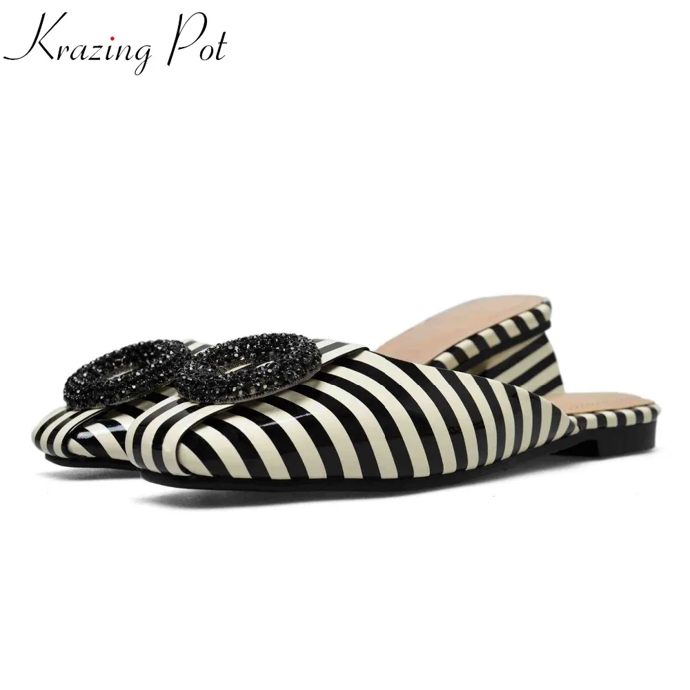Krazing pot stripe patterns leather real skin square toe women sandals stiletto crystal round buckle slip on summer mules L9f2
Krazing pot stripe patterns leather real skin square toe women sandals stiletto crystal round buckle slip on summer mules L9f2