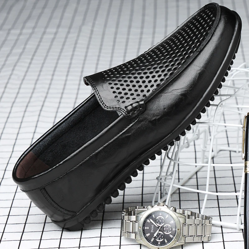 Italian Men Casual Shoes outdoor Summer hole Leather breathable Men Loafers Moccasins Slip On Men's Flats comfortable Male Shoes
Italian Men Casual Shoes outdoor Summer hole Leather breathable Men Loafers Moccasins Slip On Men's Flats comfortable Male Shoes