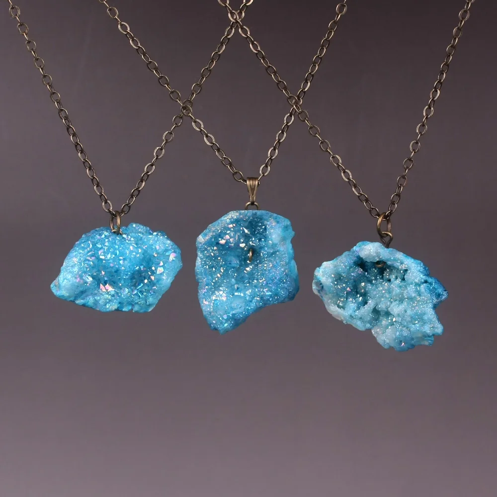Druzy 6pcs/lot Natural Stone Quartz Crystal Amethysts Geode Pendant Charm Statement Necklaces Antique Bronze Chain Free Shipping
Druzy 6pcs/lot Natural Stone Quartz Crystal Amethysts Geode Pendant Charm Statement Necklaces Antique Bronze Chain Free Shipping
