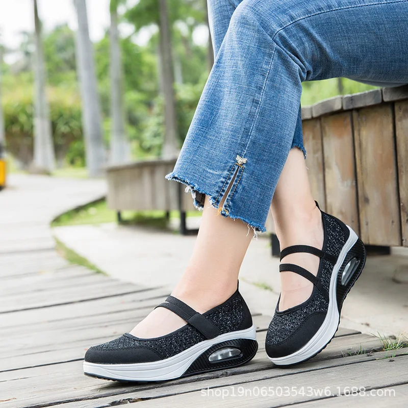 2019 summer new mesh thick bottom lightweight comfortable casual shoes shallow mouth cushion female rocking shoes
2019 summer new mesh thick bottom lightweight comfortable casual shoes shallow mouth cushion female rocking shoes