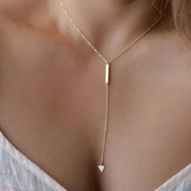 Fashion Metal Necklace Geometric Triangle Margin Miss Short Necklace Women's Gift Necklace and Pendant statement necklace
Fashion Metal Necklace Geometric Triangle Margin Miss Short Necklace Women's Gift Necklace and Pendant statement necklace
