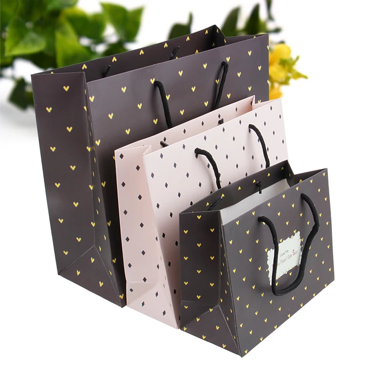 20Pcs/lot Gift Bags With Handles Multi-function High-end Black Paper Bags 6 Size Recyclable Environmental Protection Bag
20Pcs/lot Gift Bags With Handles Multi-function High-end Black Paper Bags 6 Size Recyclable Environmental Protection Bag