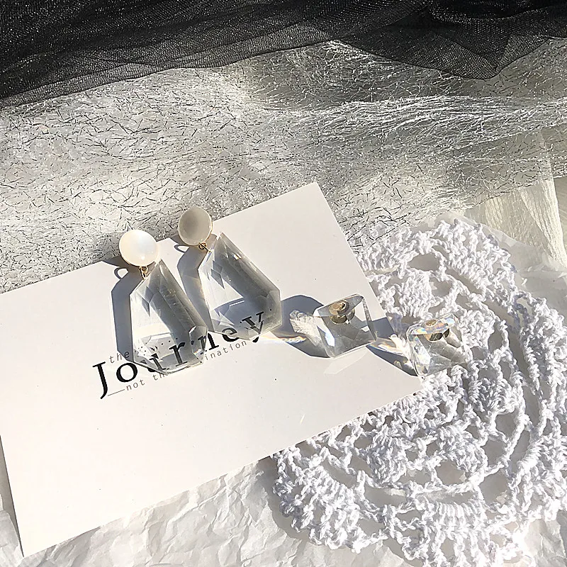 UJBOX Geometric Irregular Transparent Resin Acrylic Earrings Women Super Fairy Gentle Drop Dangle Earrings Jewelry Gift
UJBOX Geometric Irregular Transparent Resin Acrylic Earrings Women Super Fairy Gentle Drop Dangle Earrings Jewelry Gift