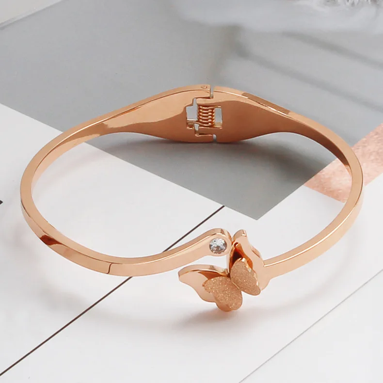 Rose Gold Color Titanium Steel Butterfly Bracelet Open Cuff Bangles for Women Fashion Jewelry acero inoxidable joyeria mujer
Rose Gold Color Titanium Steel Butterfly Bracelet Open Cuff Bangles for Women Fashion Jewelry acero inoxidable joyeria mujer