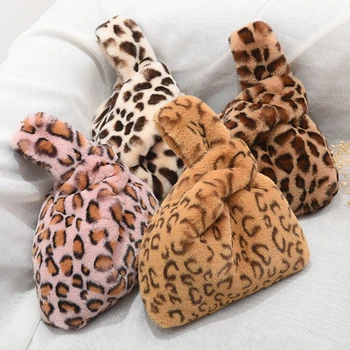 Women's Handbags 2018 New Winter Faux Fur Leopard Fur Plush Rabbit Handbag Luxury Handbags Women Bags Designer Bolsa Feminina
Women's Handbags 2018 New Winter Faux Fur Leopard Fur Plush Rabbit Handbag Luxury Handbags Women Bags Designer Bolsa Feminina
