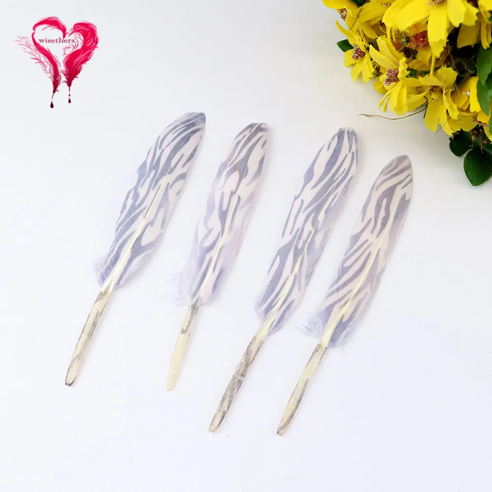 NEW 100PCS/Lot Goose Feathers Soft Dyed Size 10-15CM Goose Plumes For Carnival Crafts Headdress Party Decoration DIY Accessories
NEW 100PCS/Lot Goose Feathers Soft Dyed Size 10-15CM Goose Plumes For Carnival Crafts Headdress Party Decoration DIY Accessories