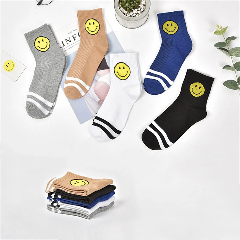 Fashion Cartoon Smiley Face Short Socks Women Harajuku Cute Pattern Ankle Socks Hipster Skatebord Ankle Funny Socks Female C0059
Fashion Cartoon Smiley Face Short Socks Women Harajuku Cute Pattern Ankle Socks Hipster Skatebord Ankle Funny Socks Female C0059