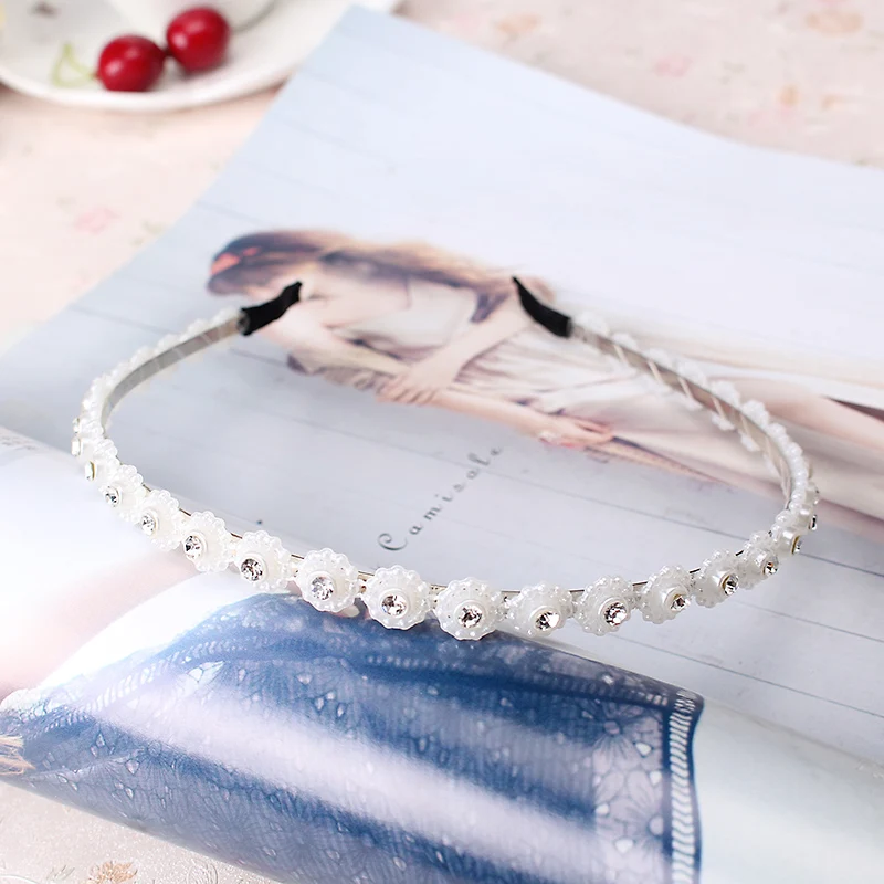 Fashion Hair Band Rhinestone Headband Wedding decoration for the Hair Hoop hair accessories for Women E105
Fashion Hair Band Rhinestone Headband Wedding decoration for the Hair Hoop hair accessories for Women E105