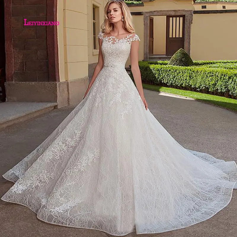 LEIYINXIANG Popular New Arrival Wedding Dress Bride Dress Vestido De Noiva Sereia Robe Sexy Ball Gown Luxury Appliques Zipper
LEIYINXIANG Popular New Arrival Wedding Dress Bride Dress Vestido De Noiva Sereia Robe Sexy Ball Gown Luxury Appliques Zipper