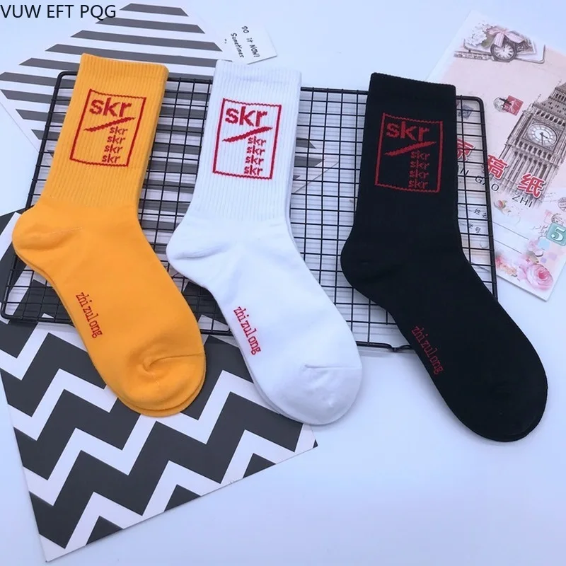 SKY letters hip hop street gift girl sock cotton cool 3 Color men and women socks fashion personality
SKY letters hip hop street gift girl sock cotton cool 3 Color men and women socks fashion personality
