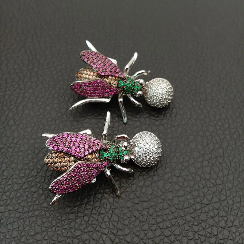 Cubic Zircon Micro pave bee fixed interlayer clasp clip double connector DIY Jewelry Findings
Cubic Zircon Micro pave bee fixed interlayer clasp clip double connector DIY Jewelry Findings