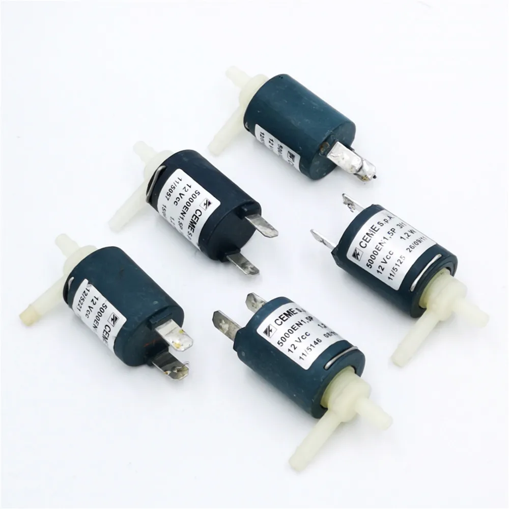 5PCS/LOT Used Italy CEME DC 12V solenoid valve Miniature electric water valve Vent valve Normally closed
5PCS/LOT Used Italy CEME DC 12V solenoid valve Miniature electric water valve Vent valve Normally closed