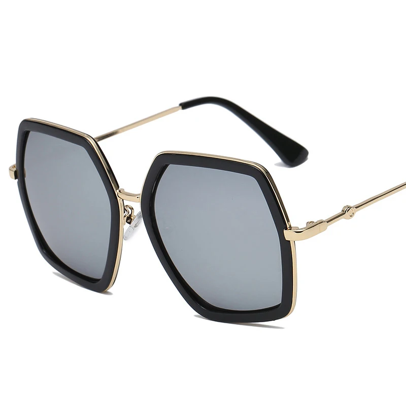 2019 High Quality Square Sunglasses Women Brand Designer Vintage Retro Big Frame Sunglasses Female Sun Glasses For Women Shades
2019 High Quality Square Sunglasses Women Brand Designer Vintage Retro Big Frame Sunglasses Female Sun Glasses For Women Shades
