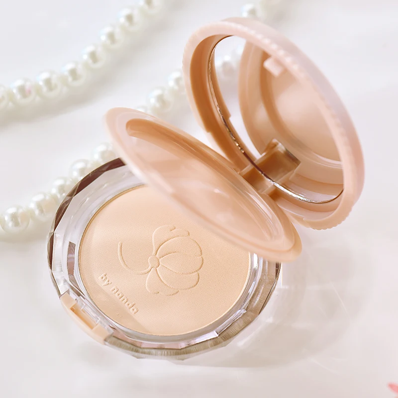 By Nanda Oil-control Press Powder Brighten Silk Face Concealer Face Powder Makeup with Puff Natural Foundation Movie Star Using
By Nanda Oil-control Press Powder Brighten Silk Face Concealer Face Powder Makeup with Puff Natural Foundation Movie Star Using