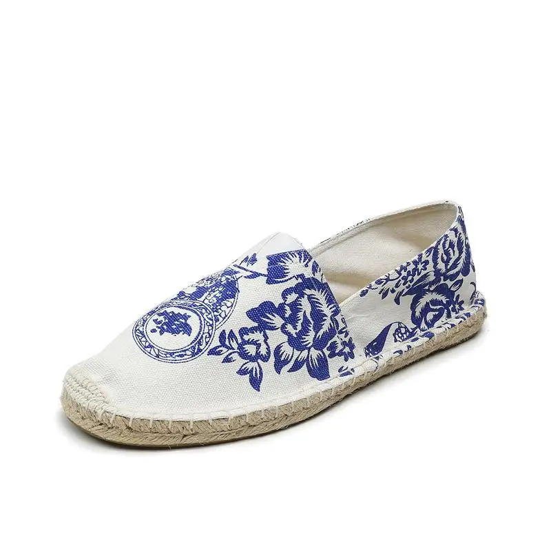 Ancient Chinese style shoes male autumn loafers men fashion young style shoes male
Ancient Chinese style shoes male autumn loafers men fashion young style shoes male