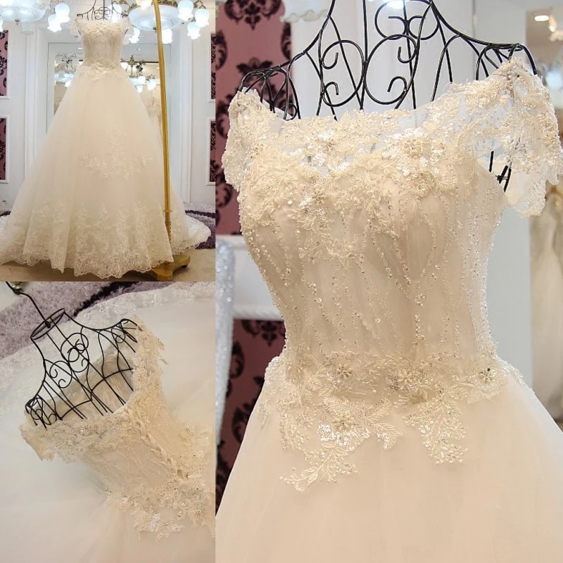 Custom Made Tulle Lace Beading Sequins Vintage A line Ivory Wedding Dress 2019 Vestido De Novia QUEEN BRIDAL Dress GW6
Custom Made Tulle Lace Beading Sequins Vintage A line Ivory Wedding Dress 2019 Vestido De Novia QUEEN BRIDAL Dress GW6