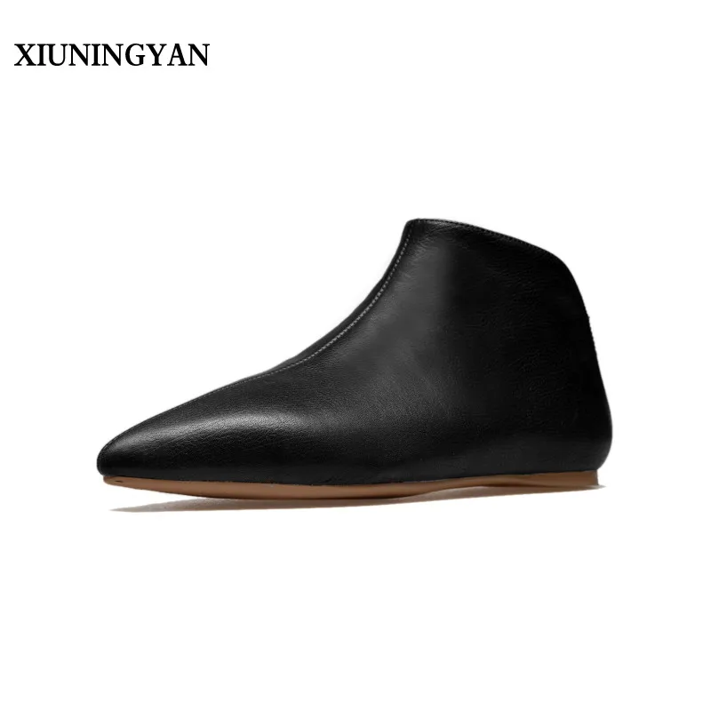 XIUNINGYAN 2018 Genuine Leather Spring Autumn Women Boots Chelsea Boots Slip-On Flats Heels Pointed Toe Shoes Woman Large Size
XIUNINGYAN 2018 Genuine Leather Spring Autumn Women Boots Chelsea Boots Slip-On Flats Heels Pointed Toe Shoes Woman Large Size