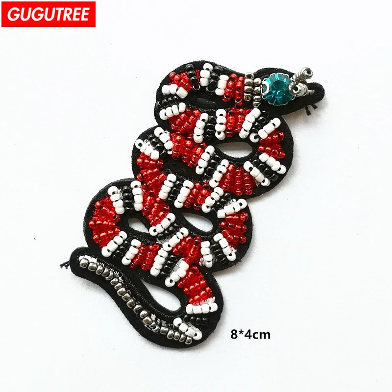 GUGUTREE beaded red snake patches,crystals diamonds Insects Sequined Applique Patch for Coat,T-Shirt,hat,bags,Sweater,backpack
GUGUTREE beaded red snake patches,crystals diamonds Insects Sequined Applique Patch for Coat,T-Shirt,hat,bags,Sweater,backpack