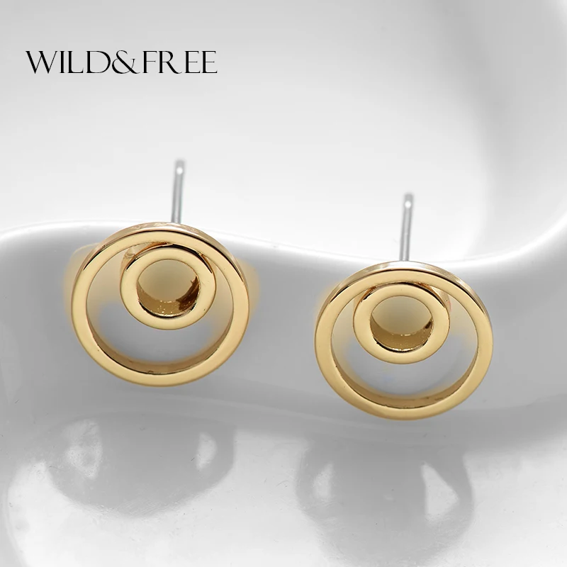 WILD & FREE Fashion Geometric Circle Stud Earrings Minimalist Double Round Earrings Girl Gift Temperament Brincos 2017 New
WILD & FREE Fashion Geometric Circle Stud Earrings Minimalist Double Round Earrings Girl Gift Temperament Brincos 2017 New