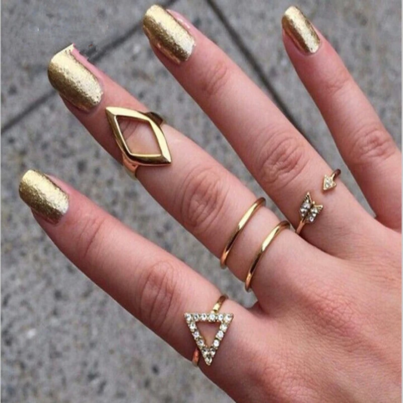 5pcs Fashion Joker Auger Arrows Crystal Triangle Joint Five Suit Silver Gold Finger Spinner Rings For Women Ring Female Jewelry
5pcs Fashion Joker Auger Arrows Crystal Triangle Joint Five Suit Silver Gold Finger Spinner Rings For Women Ring Female Jewelry