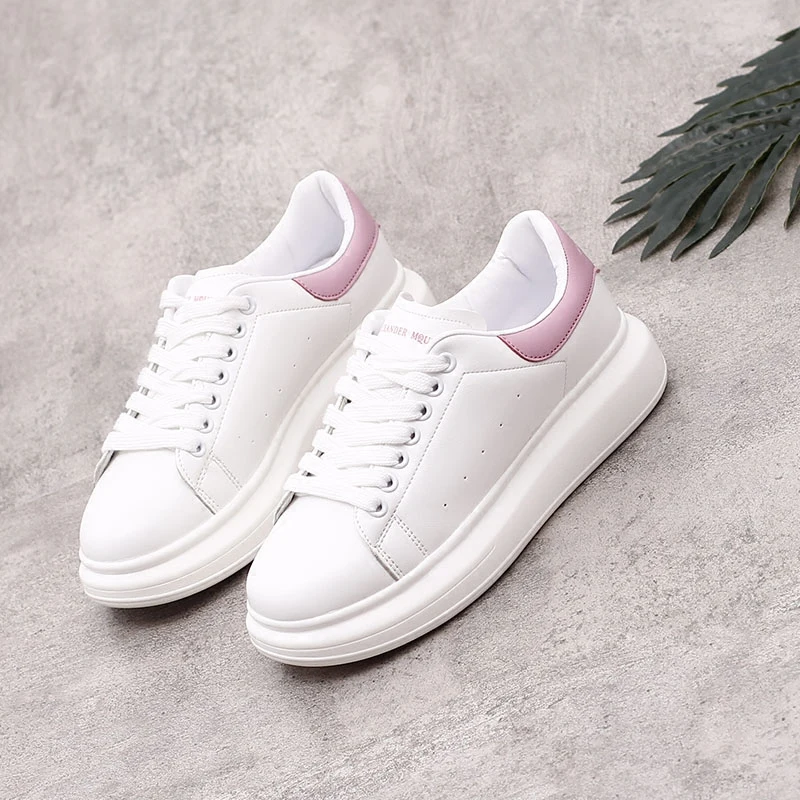 Spring New Designer Wedges White Shoes Female Platform Sneakers Women Tenis Feminino Casual Female Shoes Woman 35--44size
Spring New Designer Wedges White Shoes Female Platform Sneakers Women Tenis Feminino Casual Female Shoes Woman 35--44size