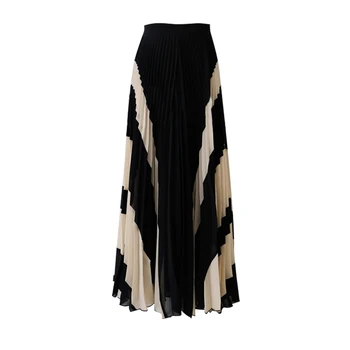 V-shaped stitching design black and white slim fashion temperament pleated skirt
V-shaped stitching design black and white slim fashion temperament pleated skirt